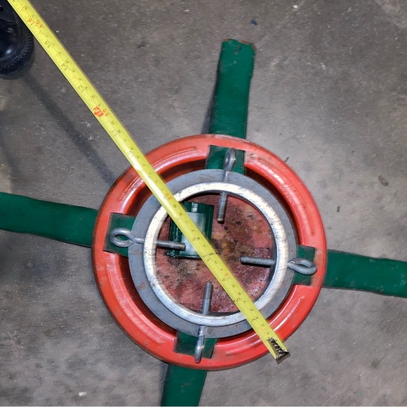 Vintage Red & Green Metal Christmas Tree Stand - Picture 7 of 7